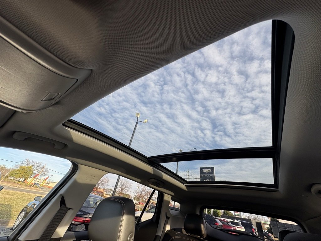 Used 2021 GMC Terrain SLT w/ Infotainment Package II image 16