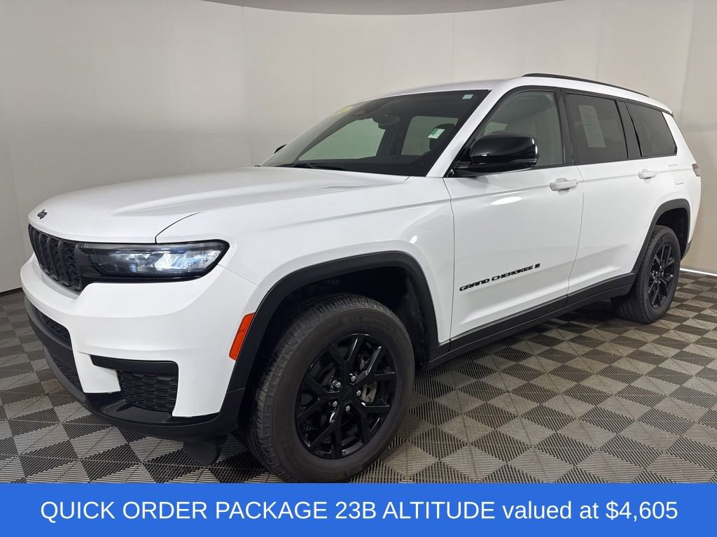 Used 2024 Jeep Grand Cherokee L Laredo AWD/4WD image 2