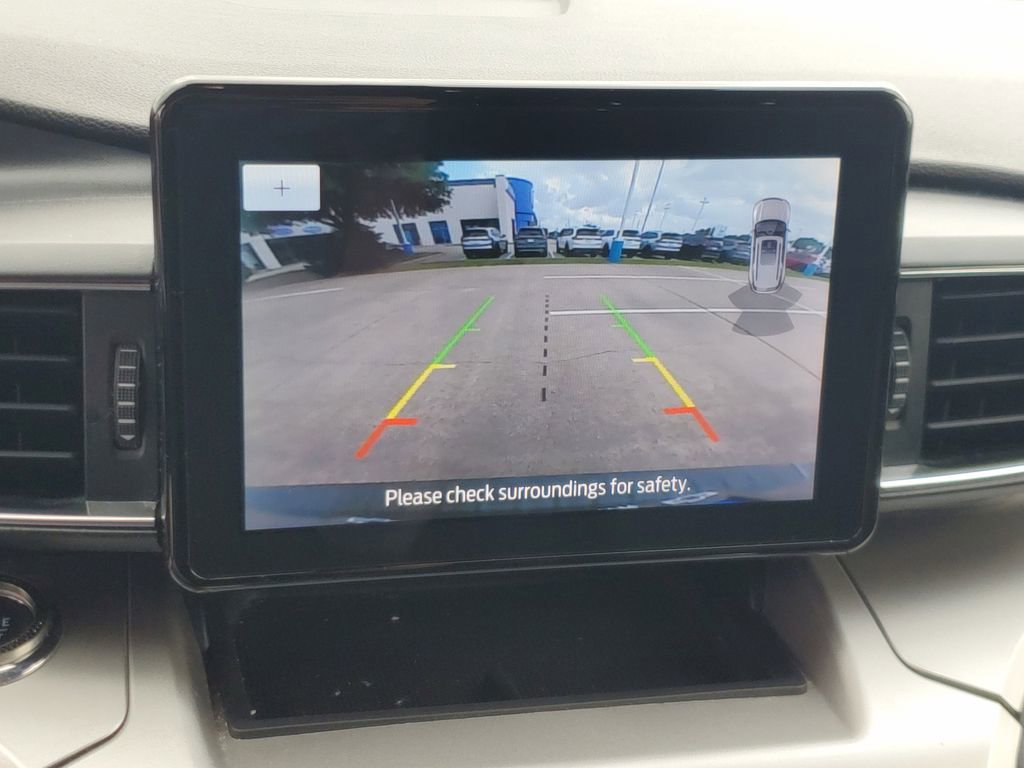 Used 2022 Ford Explorer XLT w/ Equipment Group 202A RWD image 26