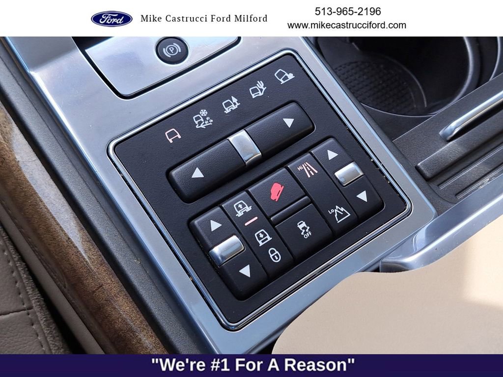 Used 2013 Land Rover Range Rover Sport HSE image 18