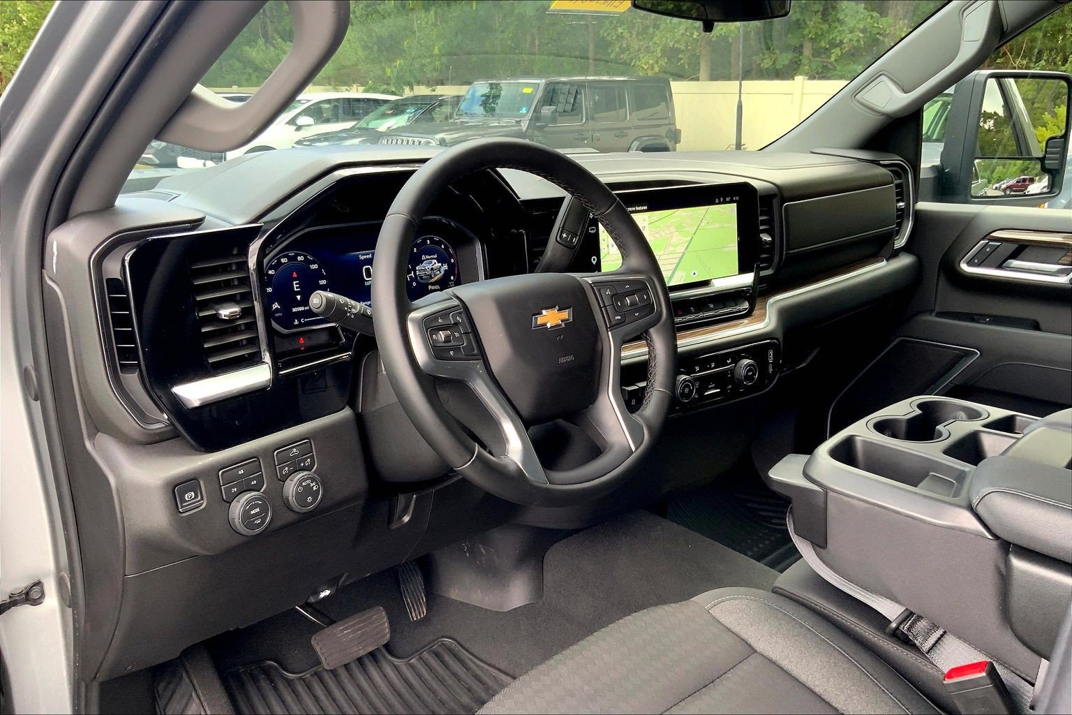Used 2026 Chevrolet Silverado 2500 LT AWD/4WD image 17