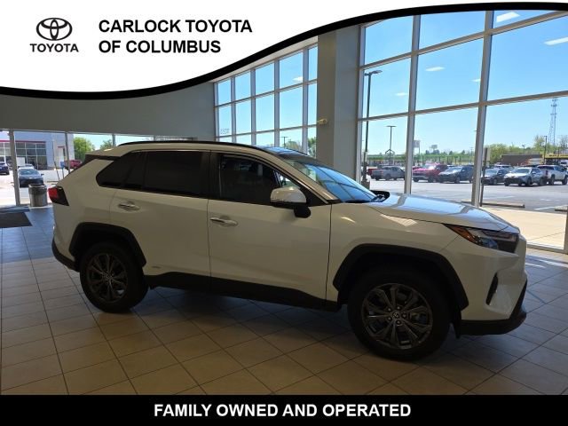Used 2024 Toyota RAV4 Limited w/ Advanced Technology Package AWD/4WD image 5