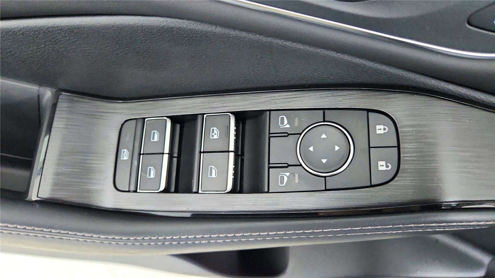 New 2026 Nissan Rogue Platinum w/ Platinum Premium Package image 17