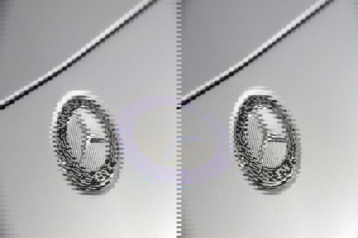 Used 2017 Mercedes-Benz AMG GT Coupe w/ Exclusive Interior Package image 21