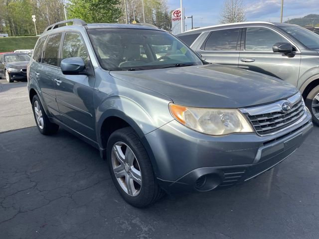 Used 2010 Subaru Forester 2.5X Premium w/ Popular Equipment Group 1A image 5
