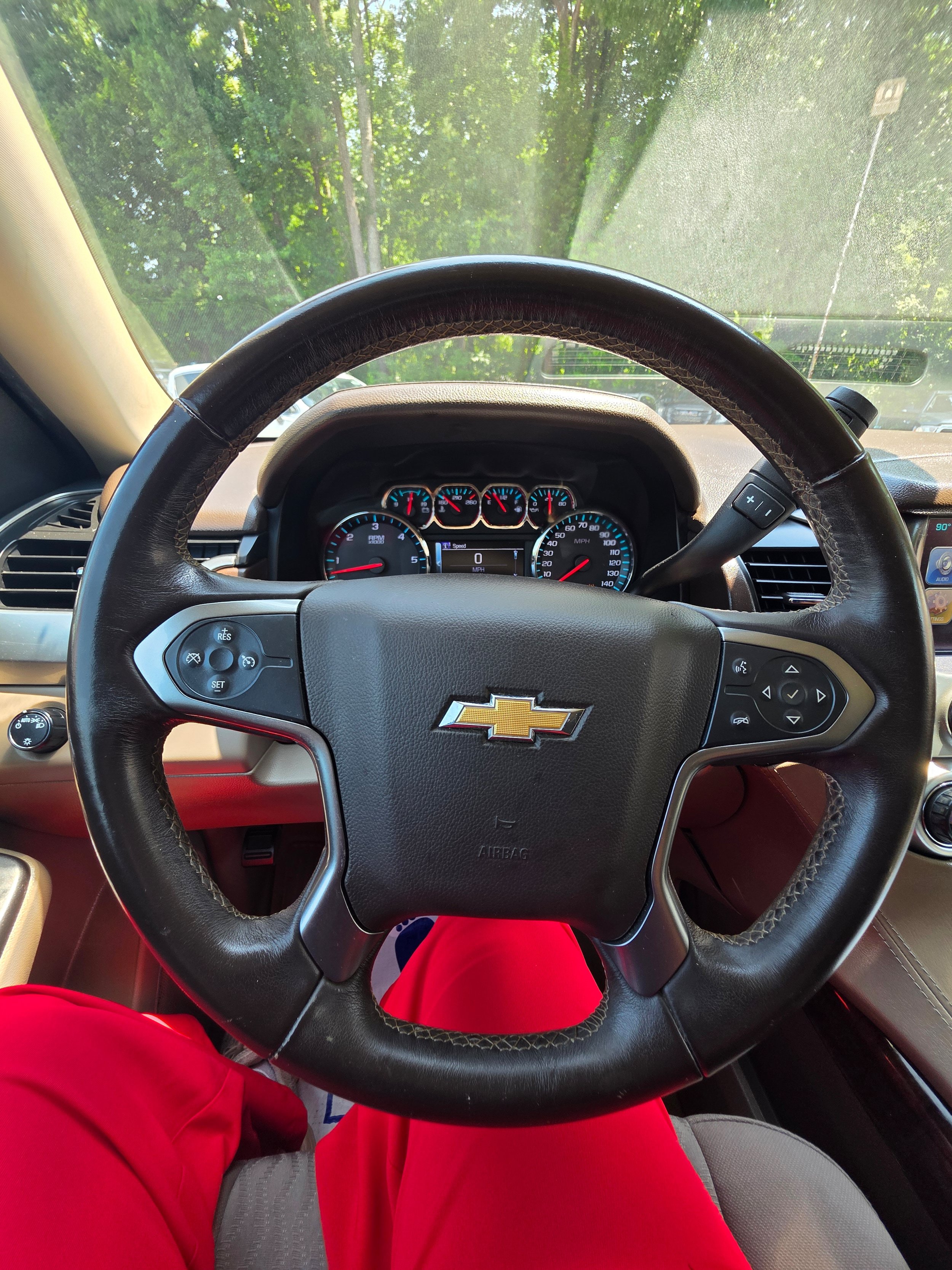 Used 2018 Chevrolet Tahoe LS RWD image 9
