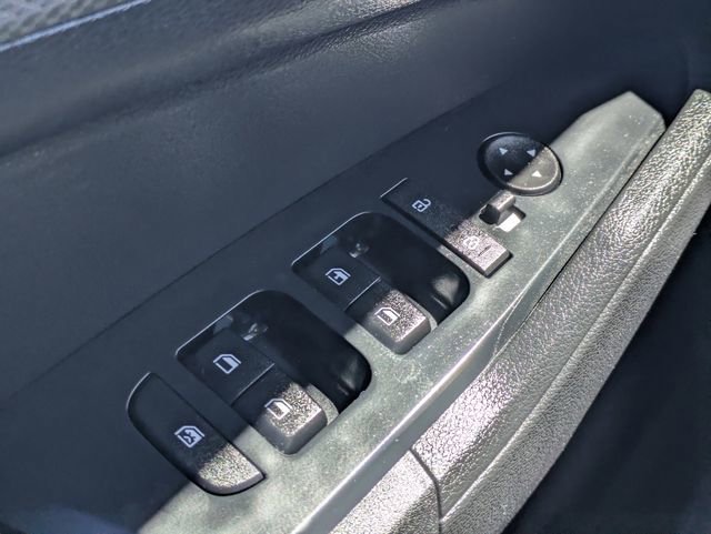 Used 2025 Kia Sportage LX image 21