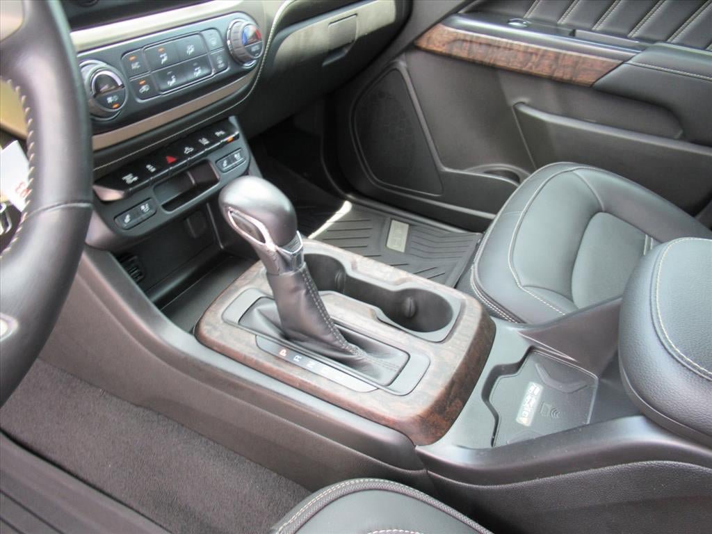 Used 2022 GMC Canyon Denali AWD/4WD image 15