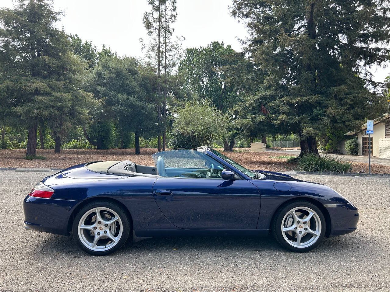 Used 2003 Porsche 911 Carrera 4 AWD/4WD image 16