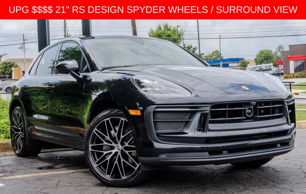 Used 2024 Porsche Macan w/ Premium Plus Package AWD/4WD image 3