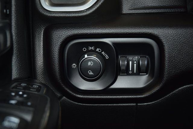 Used 2024 RAM 3500 Laramie w/ Night Edition image 35