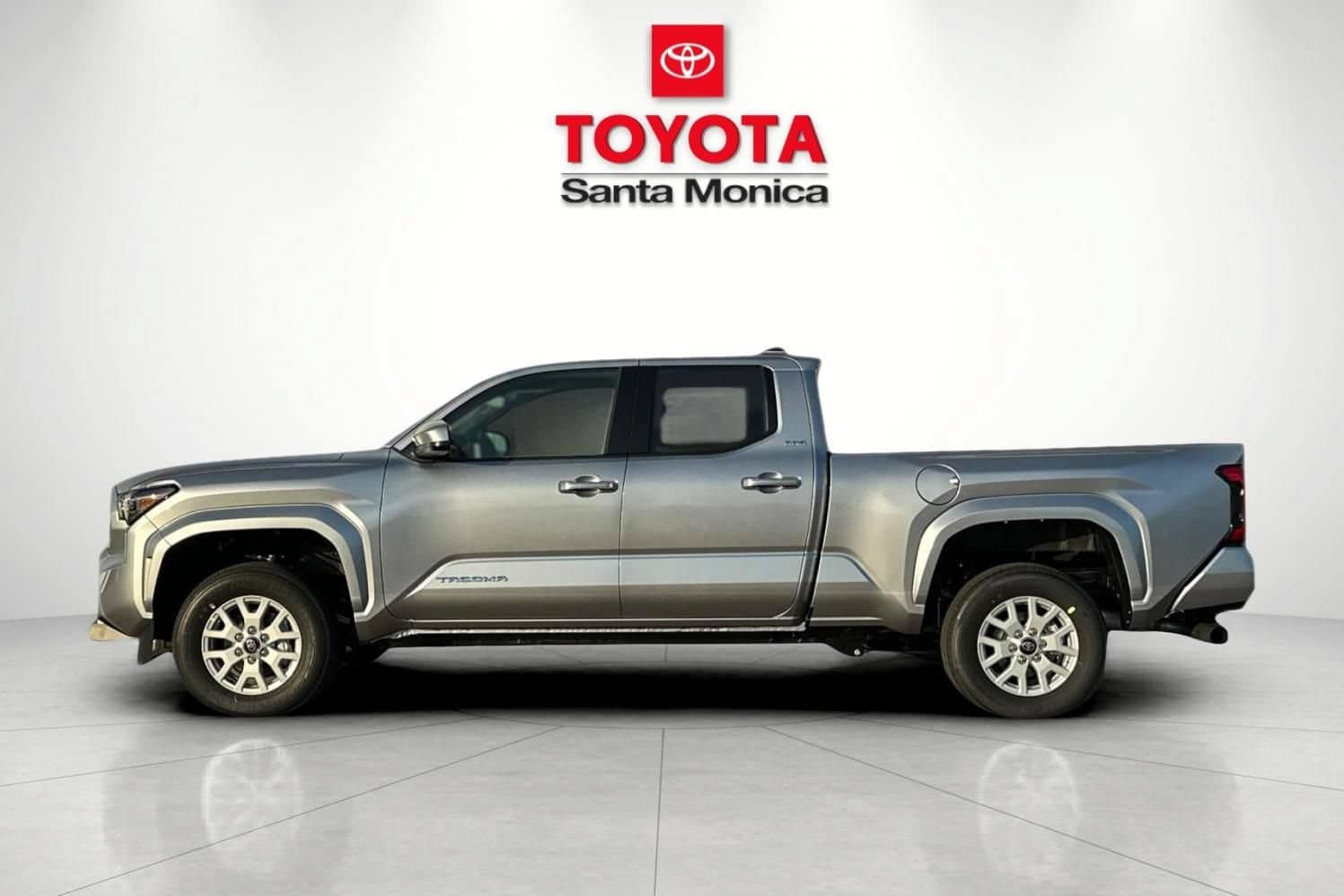New 2026 Toyota Tacoma SR5 AWD/4WD image 8