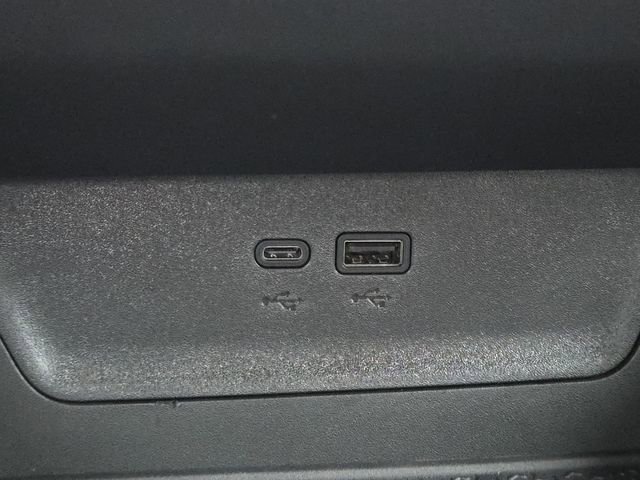 New 2026 Chevrolet Equinox LT w/ LPO, Floor Liner Package image 7