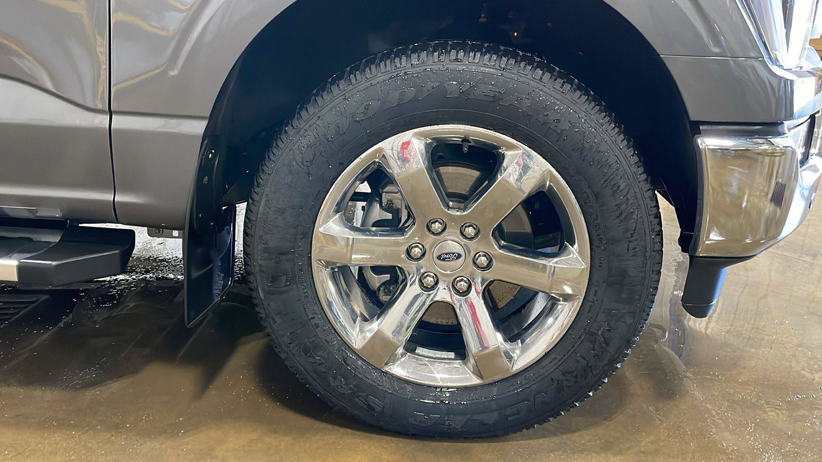 Used 2023 Ford F150 Lariat w/ Equipment Group 502A High image 4