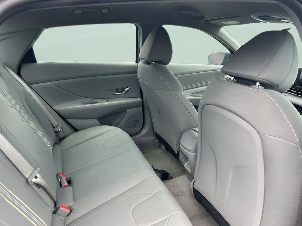 New 2026 Hyundai Elantra Sport FWD image 19