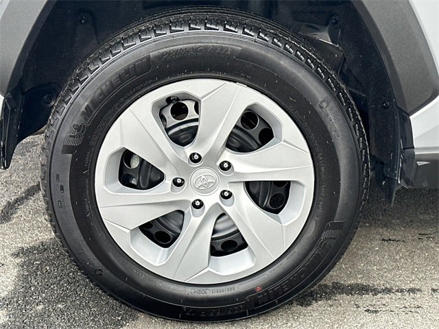Certified 2025 Toyota RAV4 LE image 7
