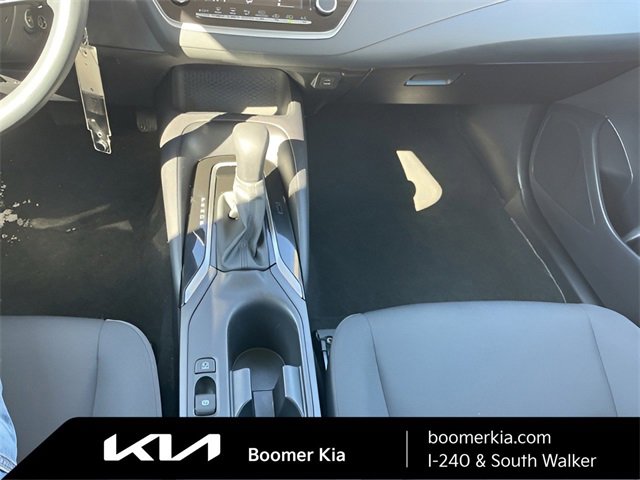 Used 2025 Toyota Corolla LE image 23