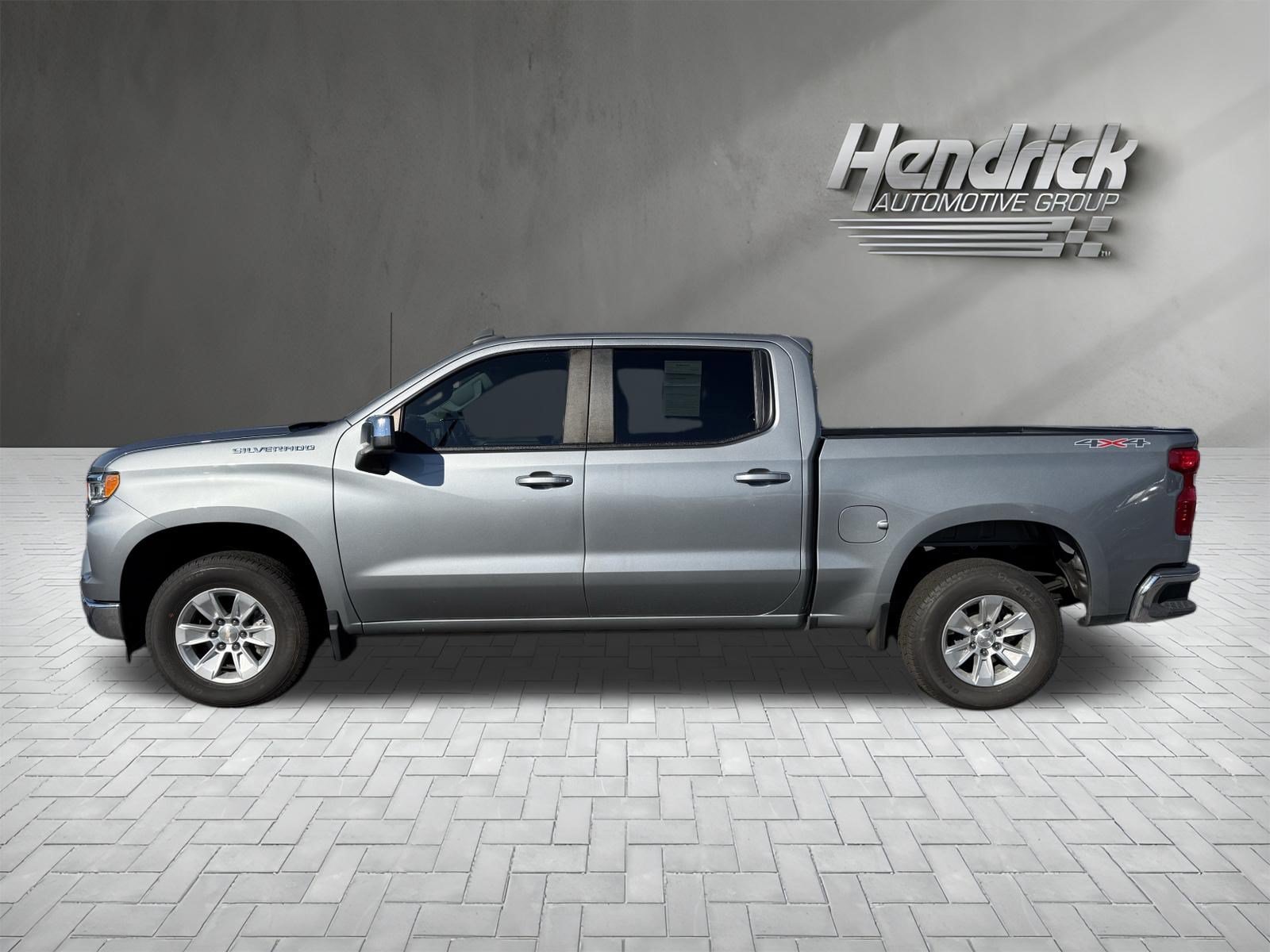Used 2023 Chevrolet Silverado 1500 LT AWD/4WD image 8