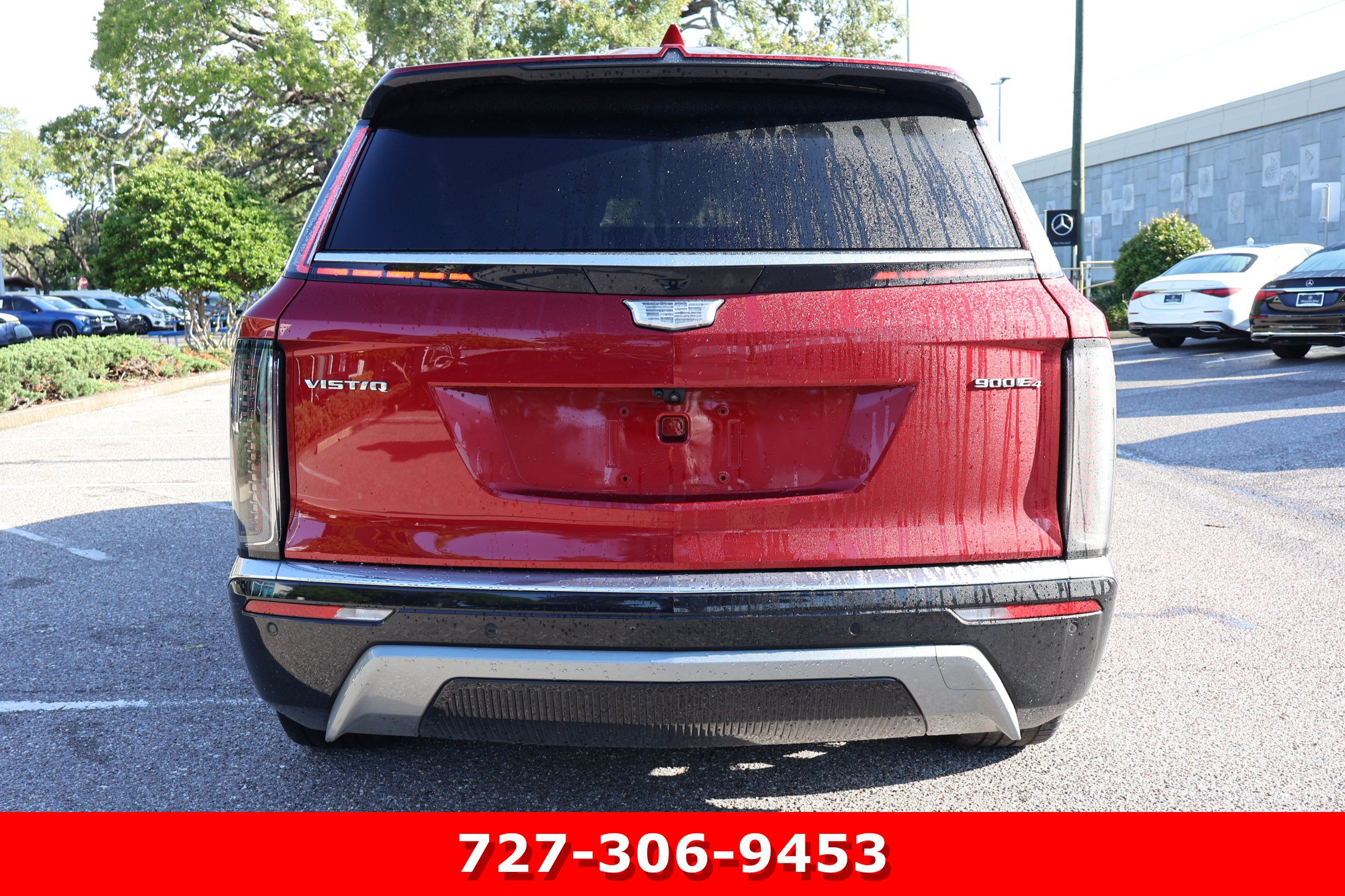 Used 2026 Cadillac Vistiq Luxury AWD/4WD image 8