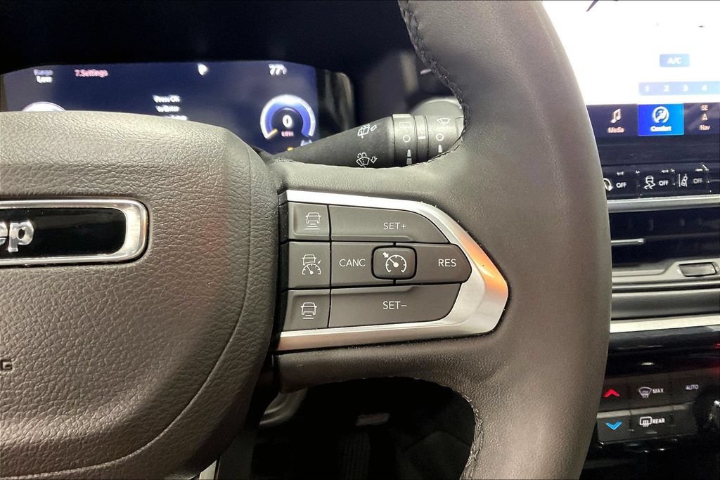Used 2024 Jeep Compass Limited w/ High Altitude Package AWD/4WD image 25