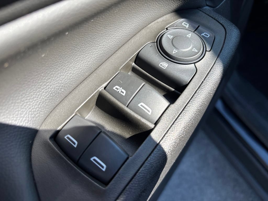 Used 2024 Chevrolet Equinox LT AWD/4WD image 19