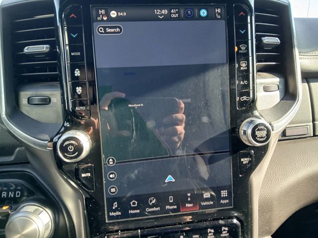 Used 2024 RAM 1500 Laramie image 29