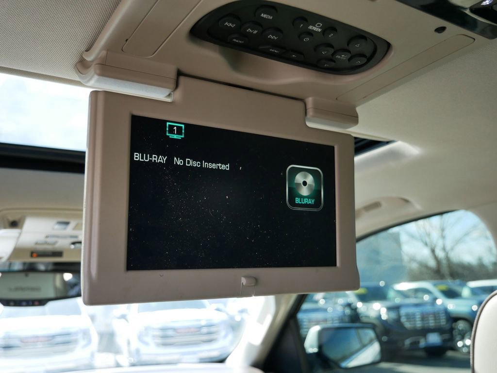 Used 2017 GMC Yukon Denali w/ Open Road Package image 13