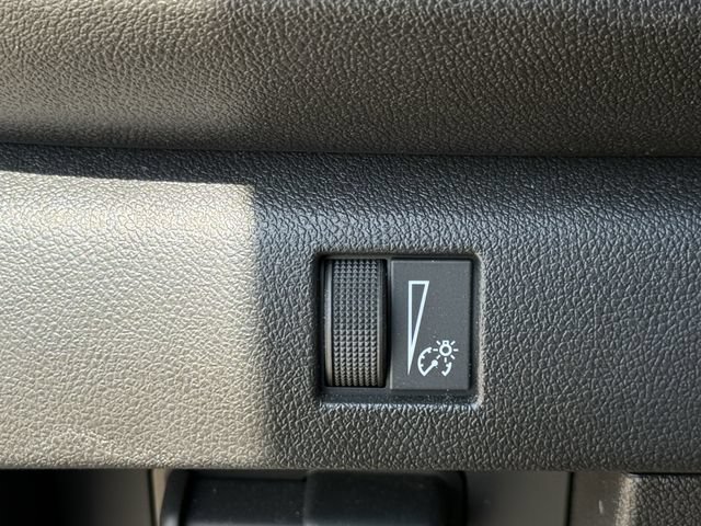 Used 2024 Chevrolet Colorado Trail Boss w/ Technology Package AWD/4WD image 26