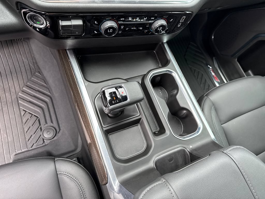 Used 2026 Chevrolet Silverado 1500 LT Trail Boss w/ LT Trail Boss Premium Package AWD/4WD image 26