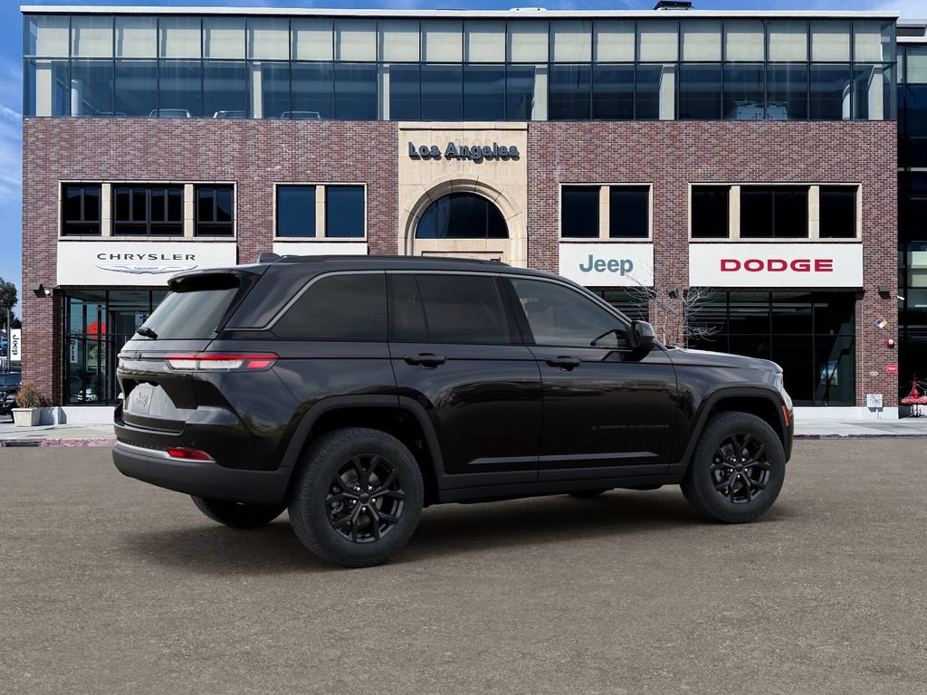 New 2026 Jeep Grand Cherokee Altitude RWD image 4