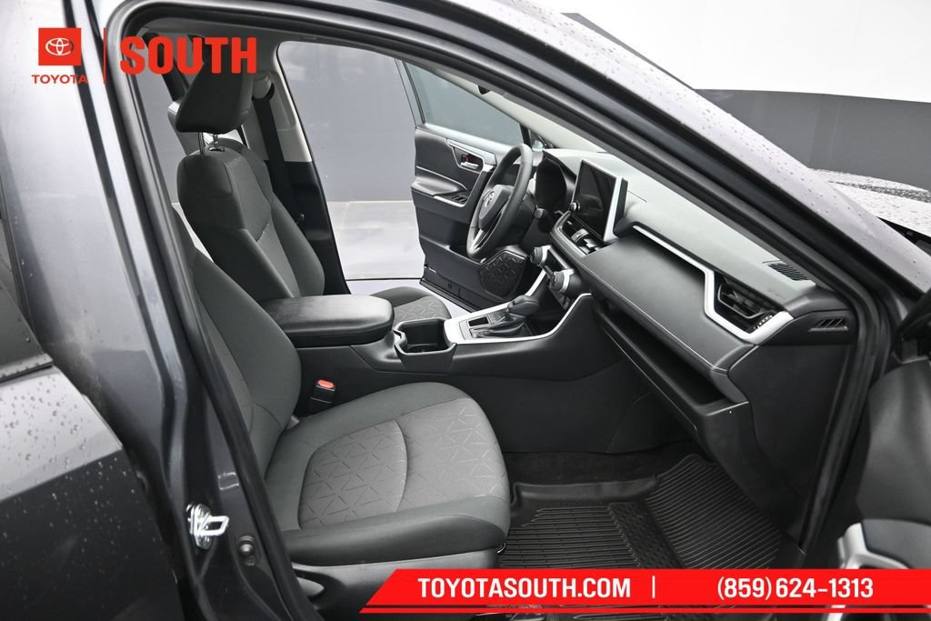Certified 2023 Toyota RAV4 XLE w/ Convenience Package AWD/4WD image 33