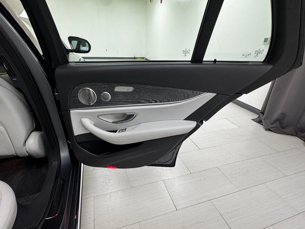 Used 2021 Mercedes-Benz E 450 4MATIC All-Terrain Wagon image 15
