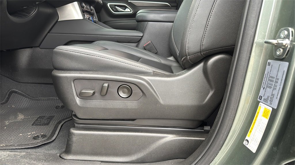 Used 2024 Chevrolet Tahoe LT w/ LT Signature Package image 11