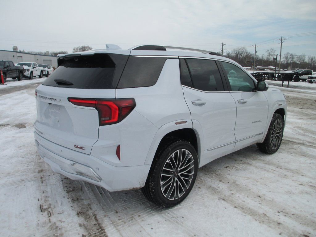 New 2026 GMC Terrain Denali AWD/4WD image 4