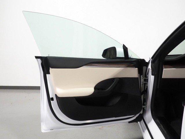 Used 2021 Tesla Model S Plaid image 58