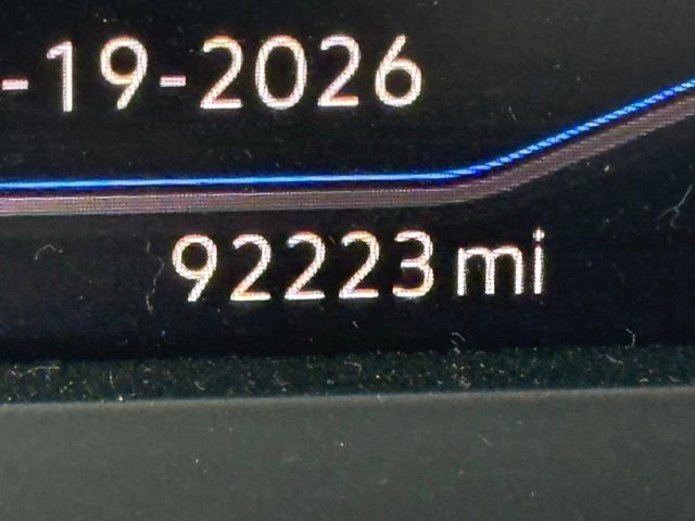 Used 2020 Volkswagen Tiguan SEL image 30