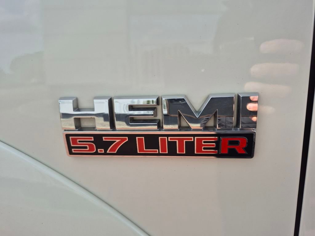 Used 2016 RAM 1500 Laramie w/ Convenience Group image 10