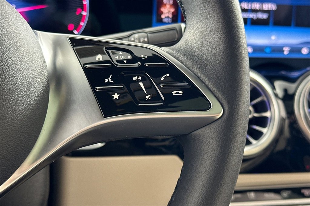 Certified 2026 Mercedes-Benz GLA 250 image 28