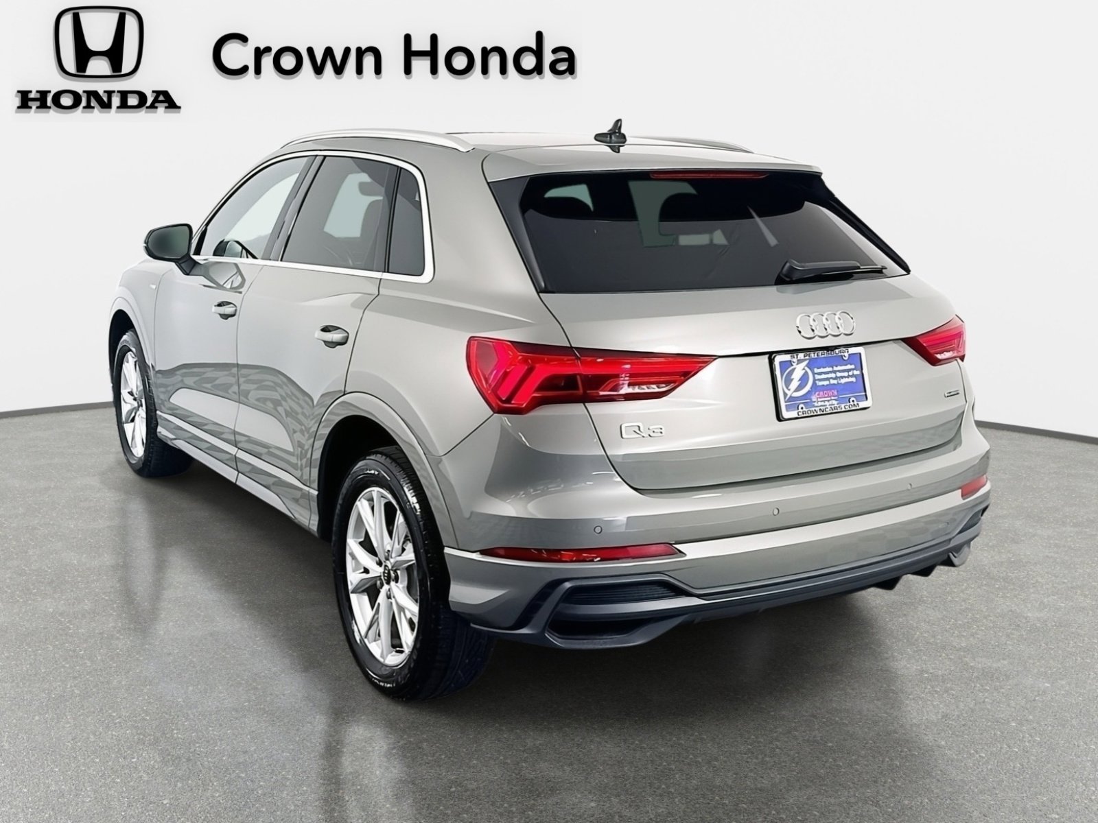 Used 2024 Audi Q3 2.0T Premium image 6