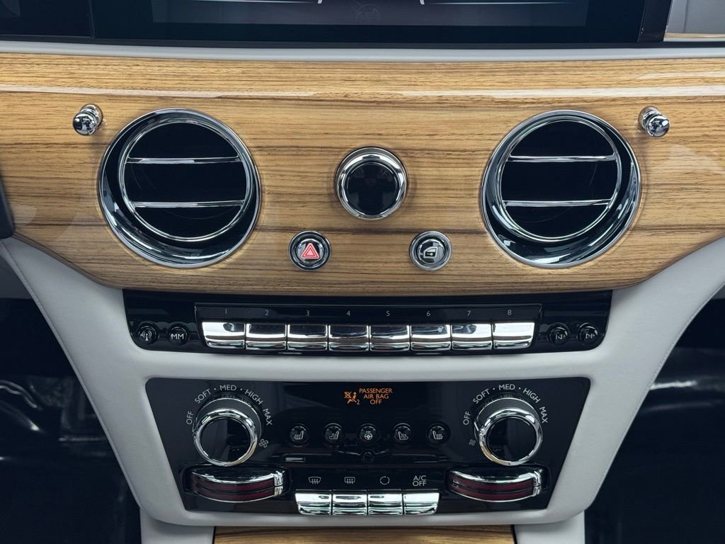 Certified 2021 Rolls-Royce Ghost image 38