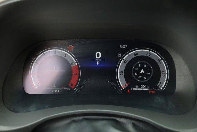 Used 2025 Toyota Highlander XSE AWD/4WD image 13