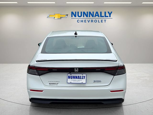 Used 2024 Honda Accord Sport image 4