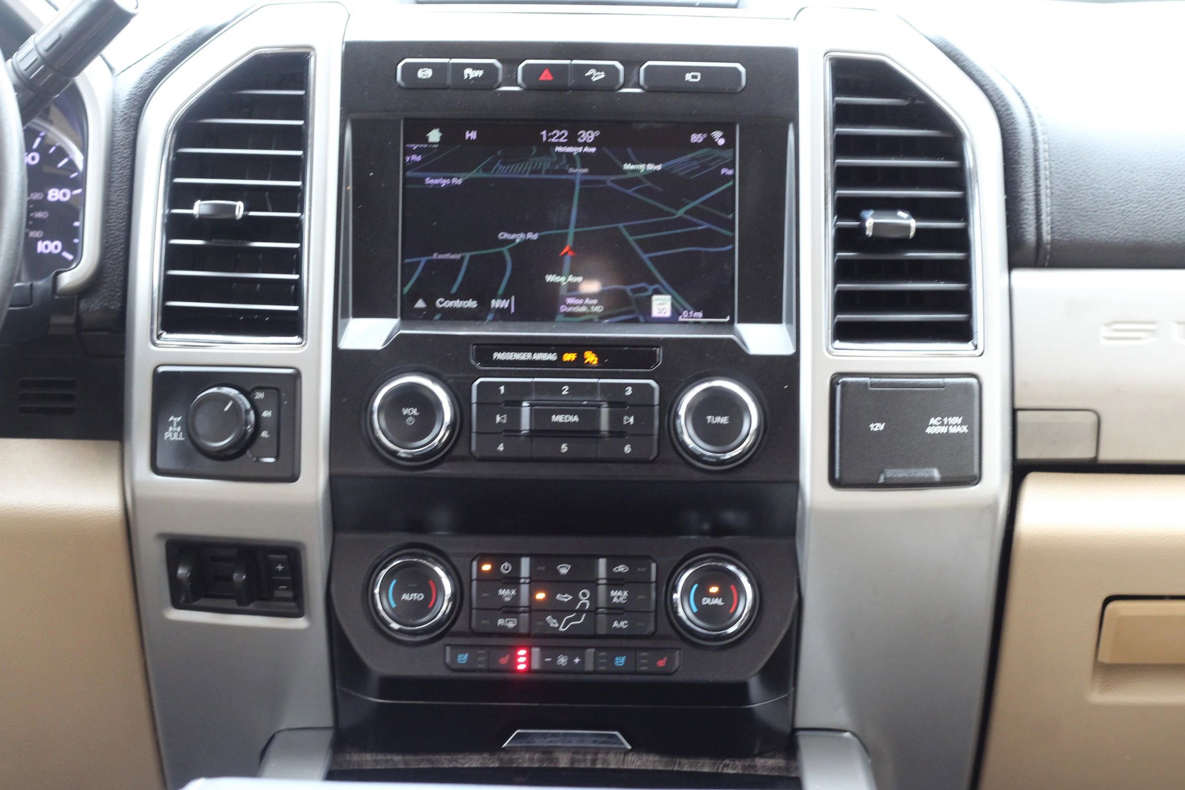 Used 2019 Ford F250 Lariat w/ Lariat Value Package image 18