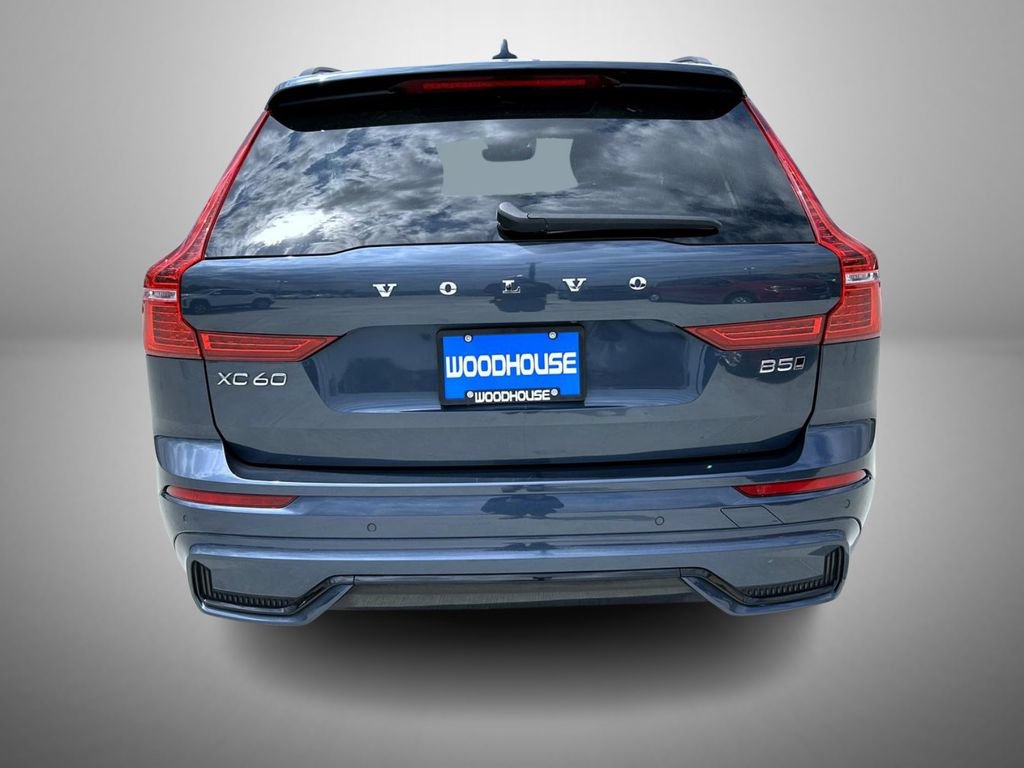 Used 2024 Volvo XC60 B5 Core w/ Climate Package AWD/4WD image 6