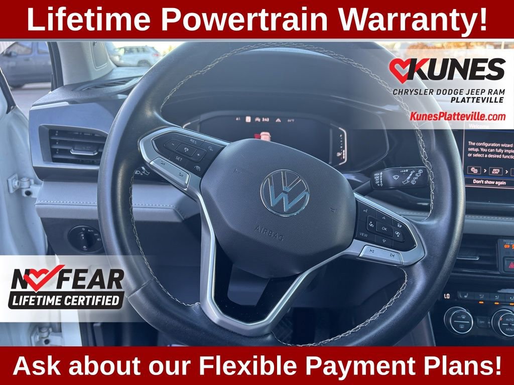 Used 2023 Volkswagen Taos SEL image 22