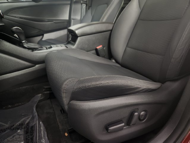 Used 2019 Hyundai Tucson Value AWD/4WD image 13