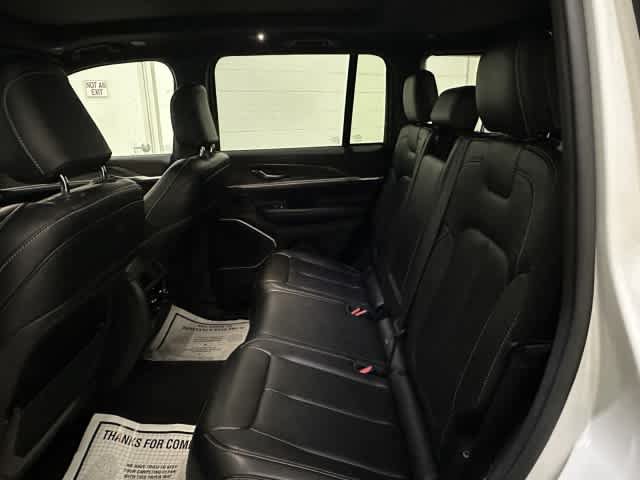 Used 2024 Jeep Grand Cherokee Limited 4xe AWD/4WD image 15