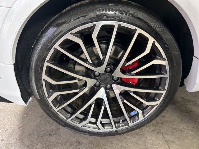 New 2026 Audi SQ8 Prestige AWD/4WD image 9