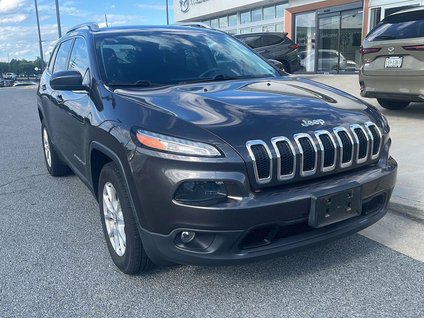Used 2017 Jeep Cherokee Latitude w/ Safety/Convenience Group