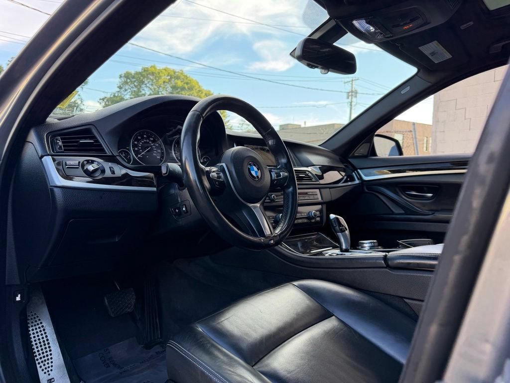 Used 2015 BMW 528i xDrive Sedan AWD/4WD image 16